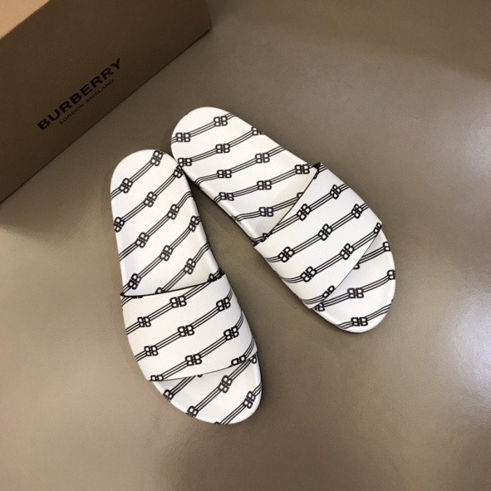 bur_berry slippers