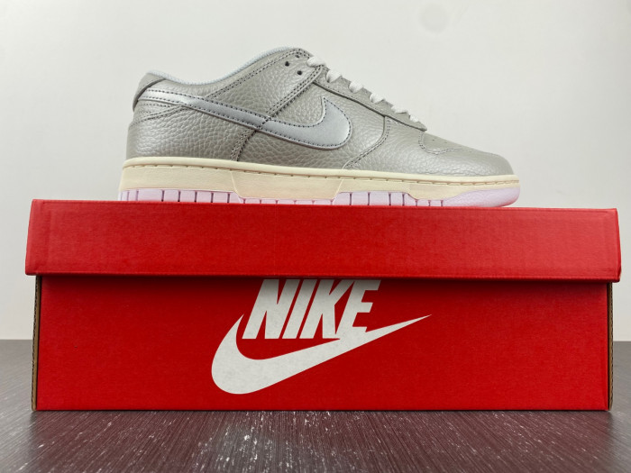 nike dunk low metallic silver - dx3197-095