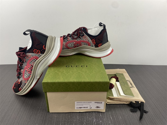 G*u*i sneaker