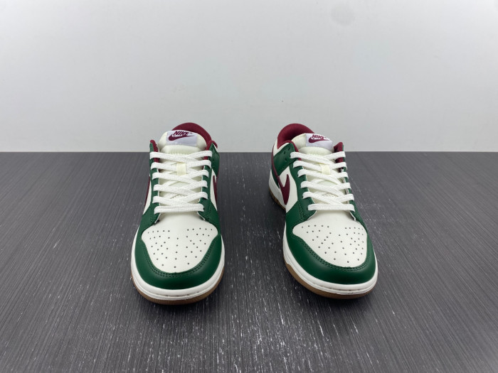 nike dunk low gorge green fb7160-161