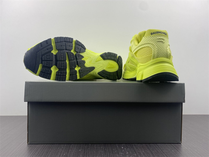 Ba*len*cia*ga -phantom sneakers