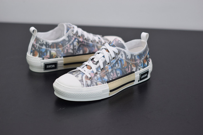 d10r b23 oblique low top sneaker