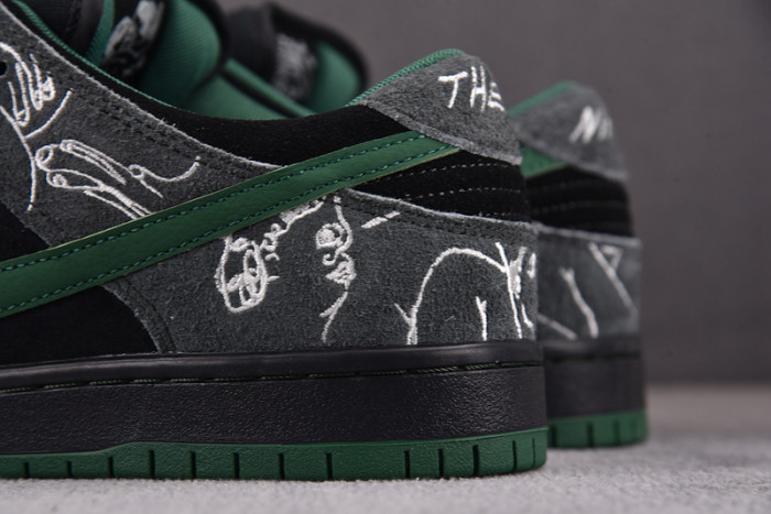 there skateboards x nike sb dunk low hf7743-001