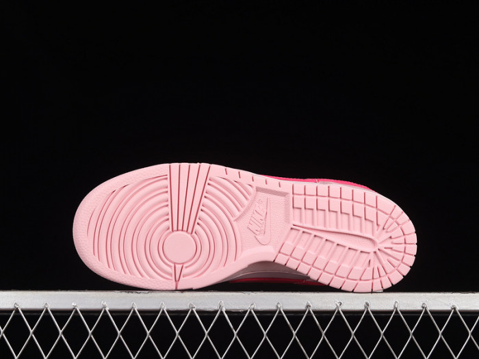 dunk low gs 