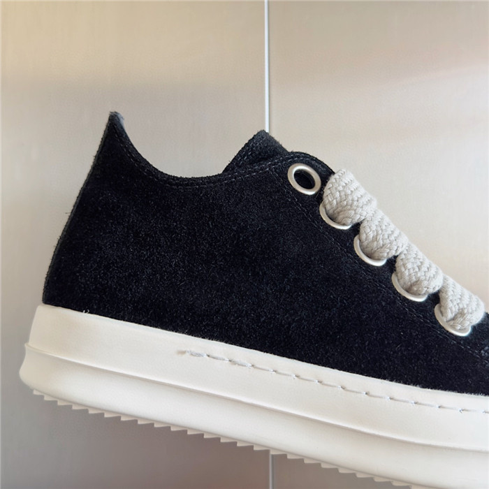 rick 0wens sneakers（made of cloth）