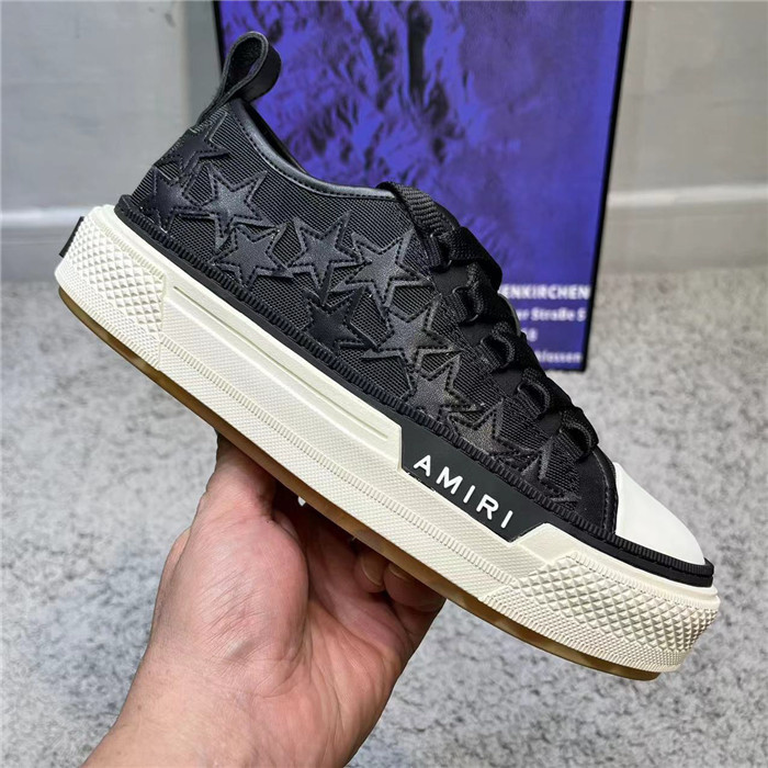 a*iri low sneakers