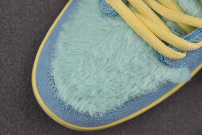 nike x verdy sb dunk low 