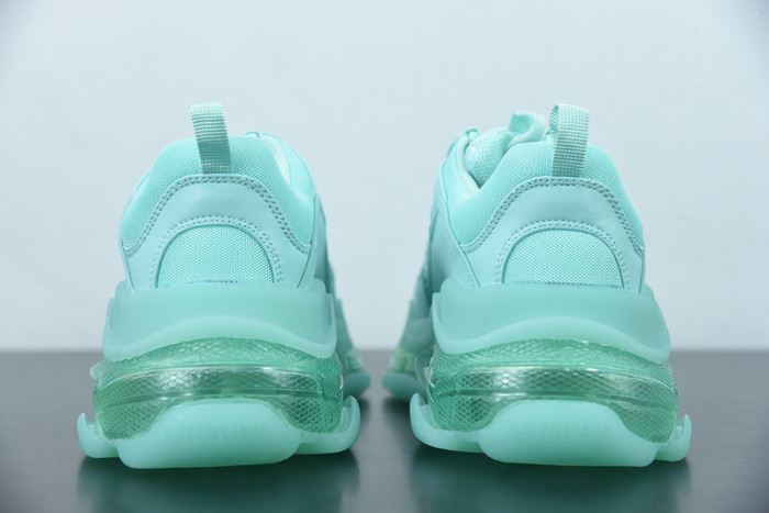 blcg sneaker triple.s.