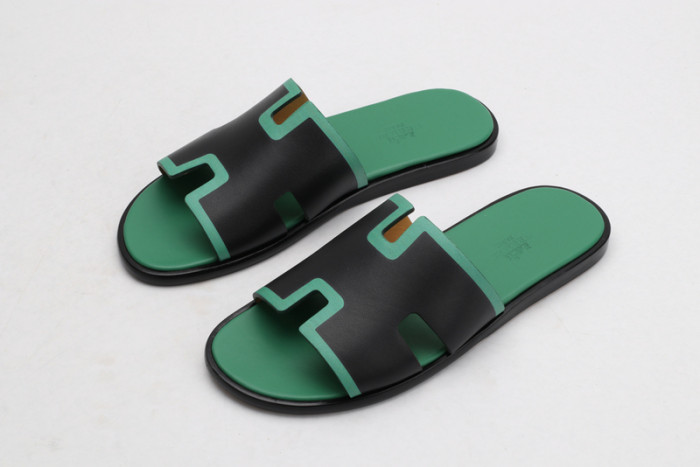 herm*s  slippers