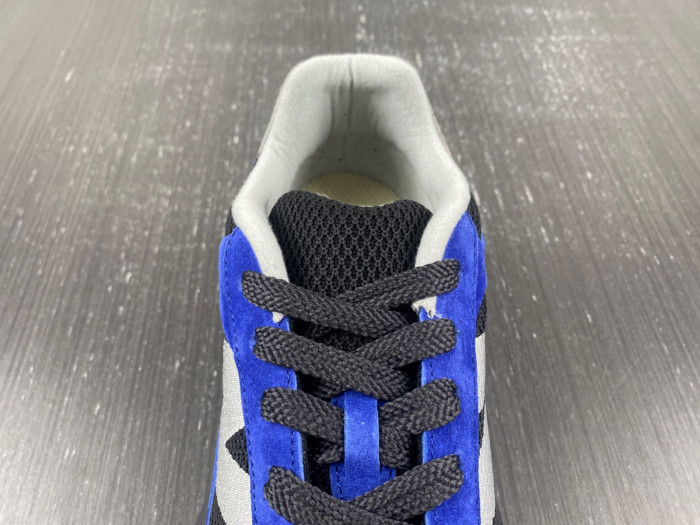 new balance sneaker