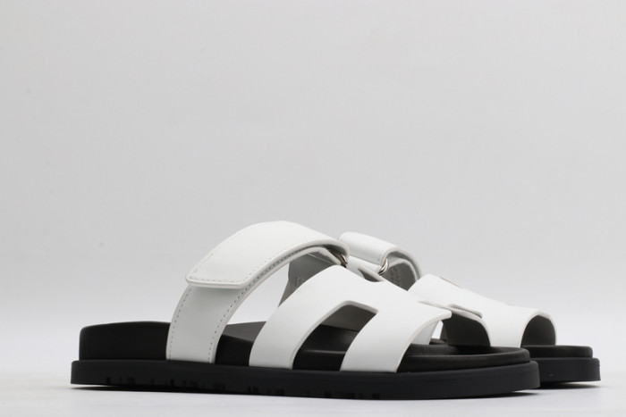herm*s  slippers