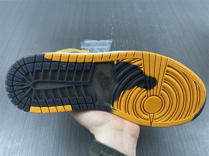 jordan 1 high element gore-tex light curry - db2889-700