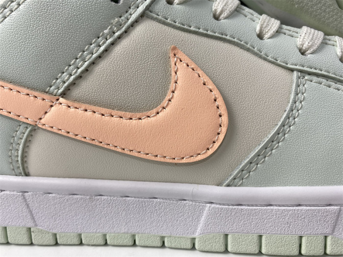 nike dunk low barely green (w) - dd1503-104