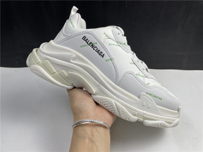 blcg sneaker triple.s.