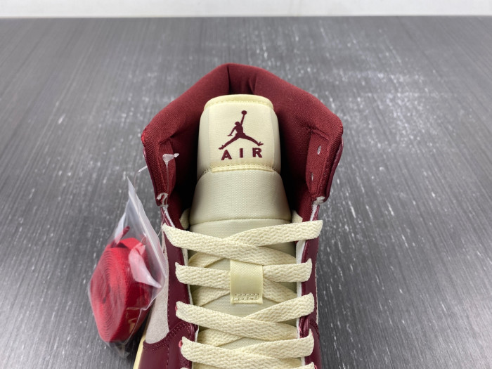 air jordan 1 mid se tiki leaf team red dz2820-601