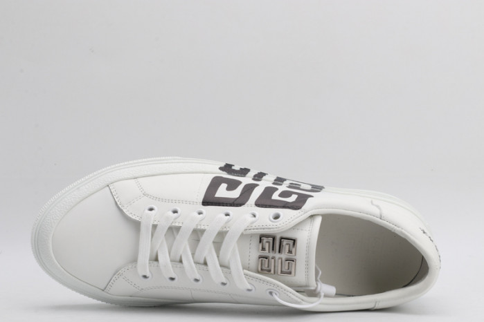 gi_venchy sneaker