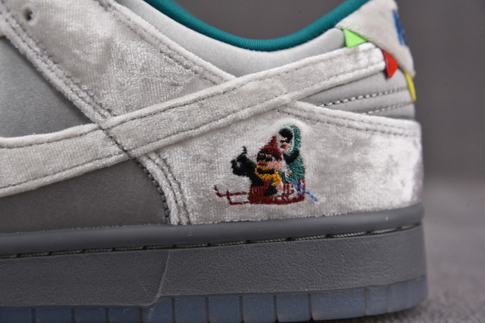 nike wmns dunk low 